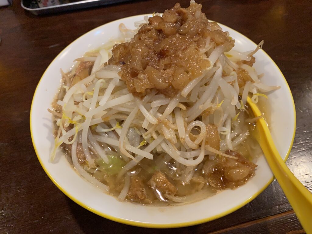 jiro ramen with bean sprouts